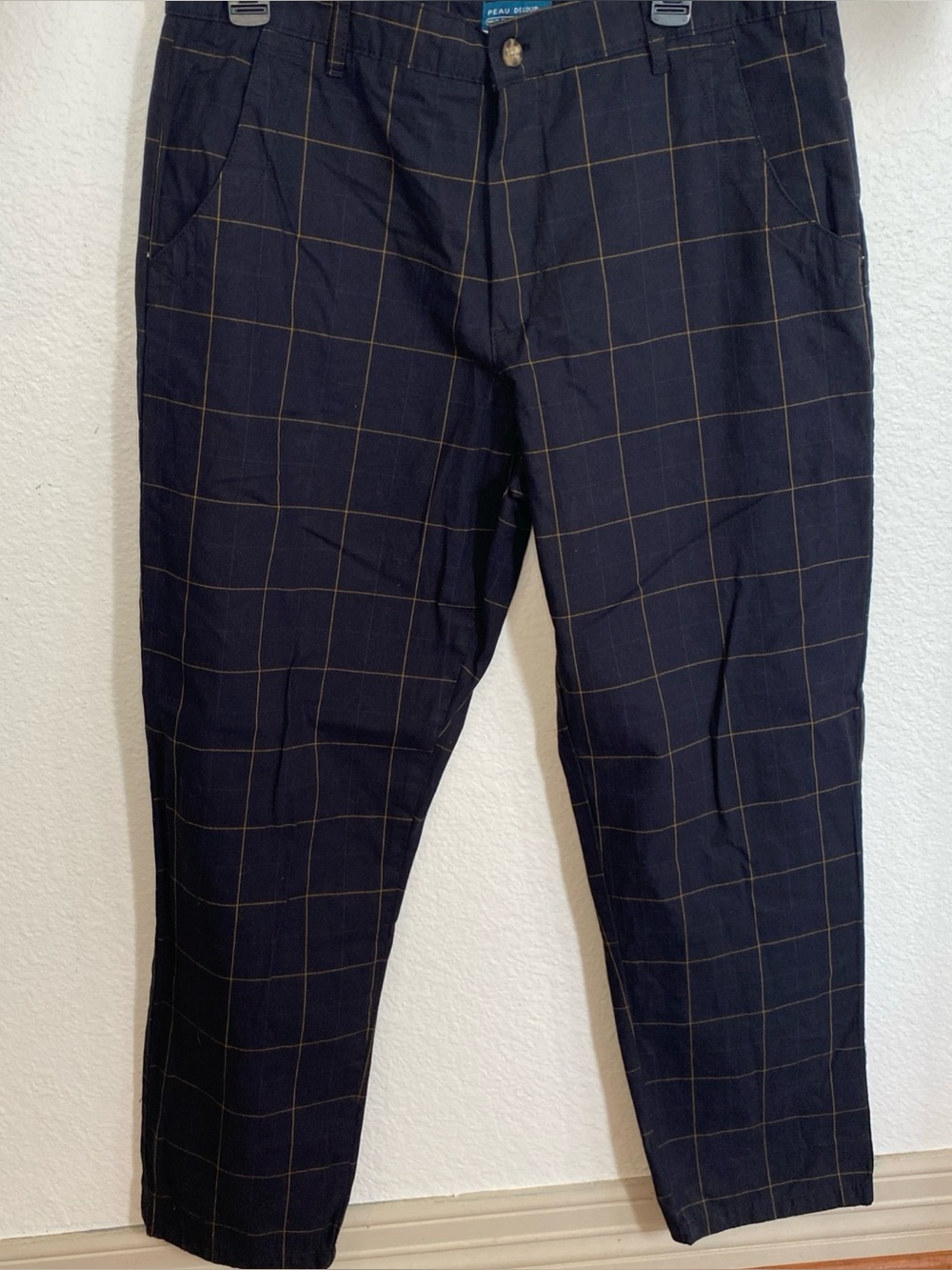 Peau de Loup Honey Check Trousers in a black and brown size 8